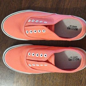 Mossimo sneakers